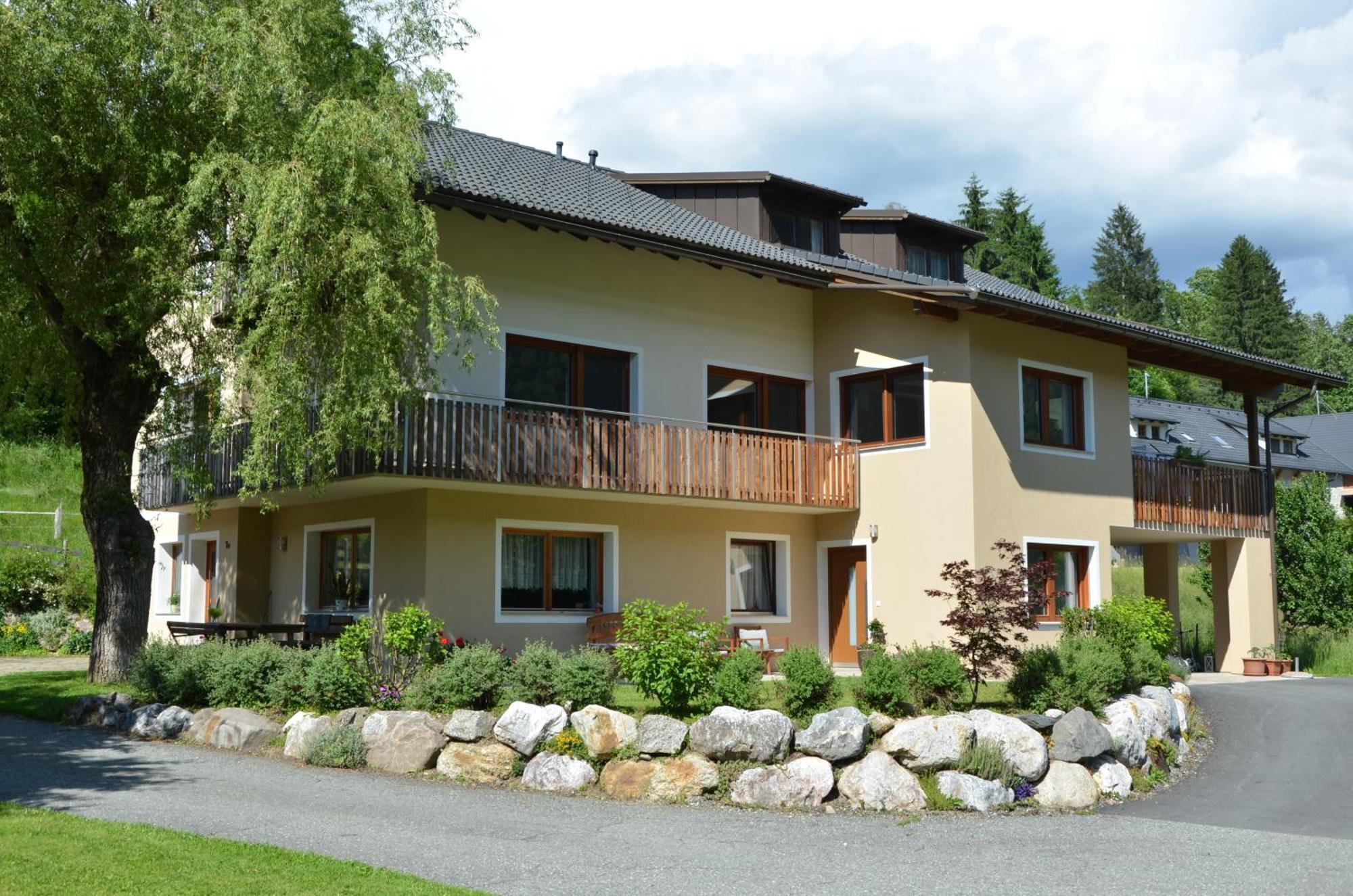 Rauterhof Hermagor – Apartmanok a Nassfeld Sípályák Közelében